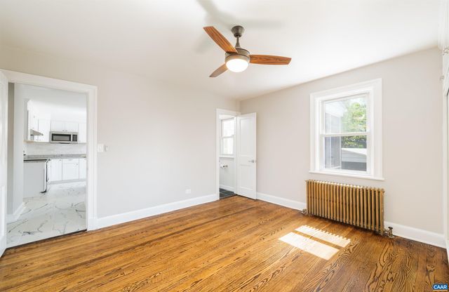 1036 LOCUST AVE, Charlottesville, VA 22901