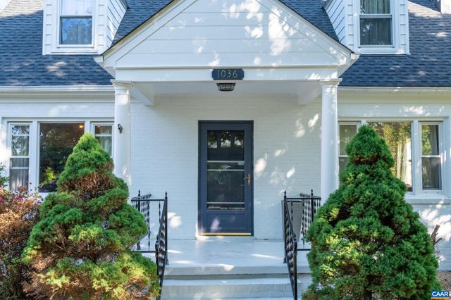 1036 LOCUST AVE, Charlottesville, VA 22901