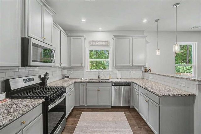 12 Ashwood Drive SE, Cartersville, GA 30120