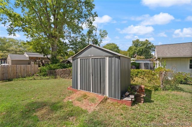 519 Webster Boulevard, Jeffersonville, IN 47130
