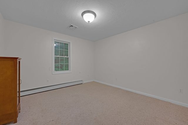271 Mashapaug Rd, Holland, MA 01521