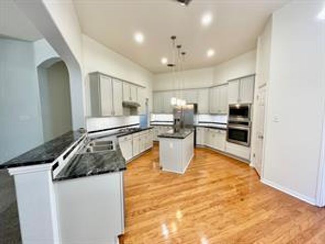 902 Cashew LN, Cedar Park, TX 78613