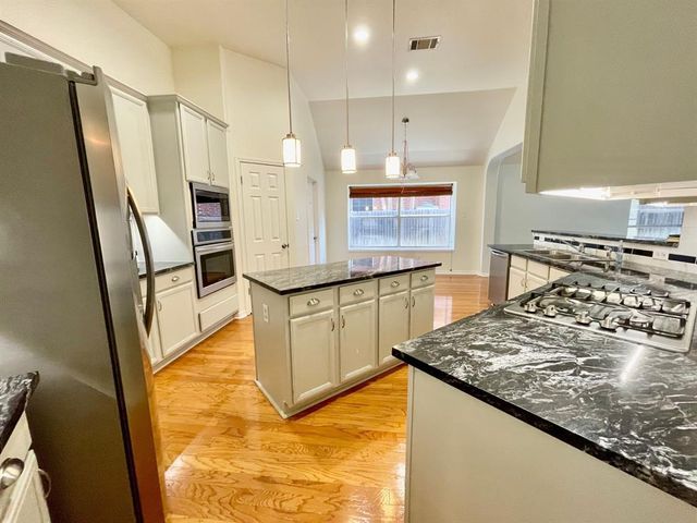 902 Cashew LN, Cedar Park, TX 78613