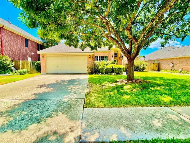 902 Cashew LN, Cedar Park, TX 78613