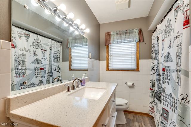 1306 N Plainview Drive, Copley, OH 44321