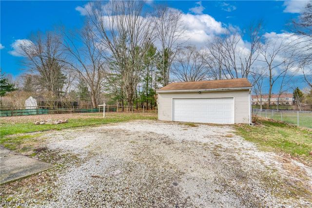1306 N Plainview Drive, Copley, OH 44321