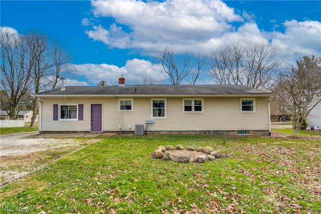 1306 N Plainview Drive, Copley, OH 44321