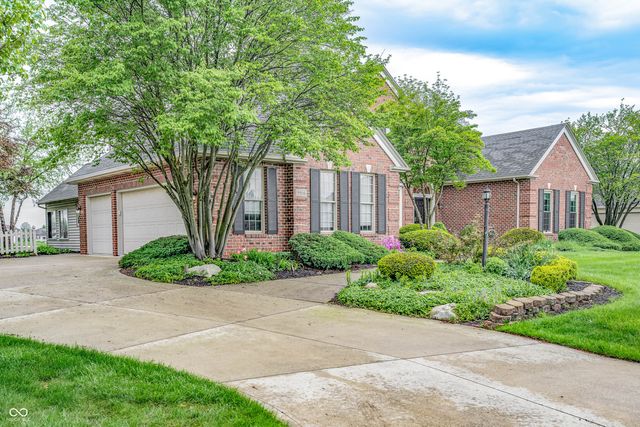 9816 Stowaway Cove, Fort Wayne, IN 46835