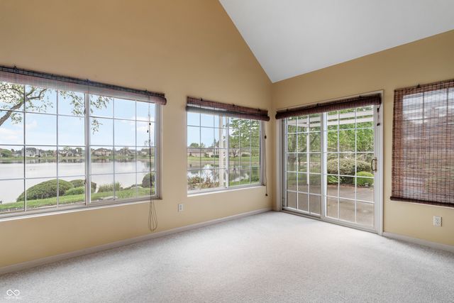 9816 Stowaway Cove, Fort Wayne, IN 46835