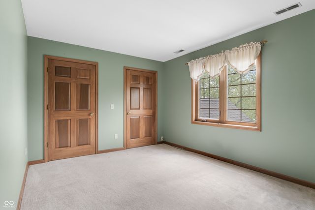 9816 Stowaway Cove, Fort Wayne, IN 46835