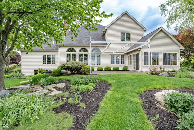 9816 Stowaway Cove, Fort Wayne, IN 46835