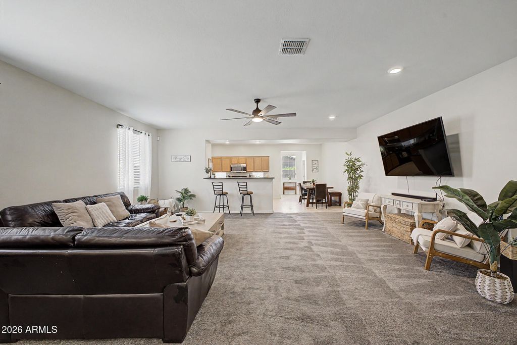 19585 W WASHINGTON Street, Buckeye, AZ 85326 — photo 4