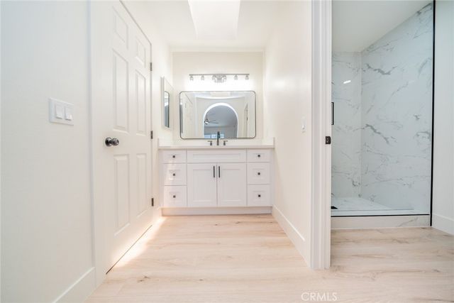 1122 Monroe, Lake Elsinore, CA 92530