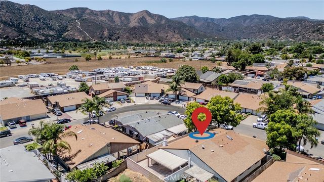 1122 Monroe, Lake Elsinore, CA 92530