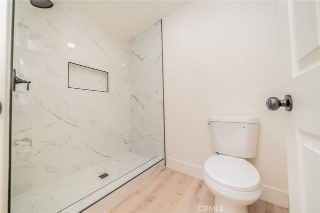 1122 Monroe, Lake Elsinore, CA 92530