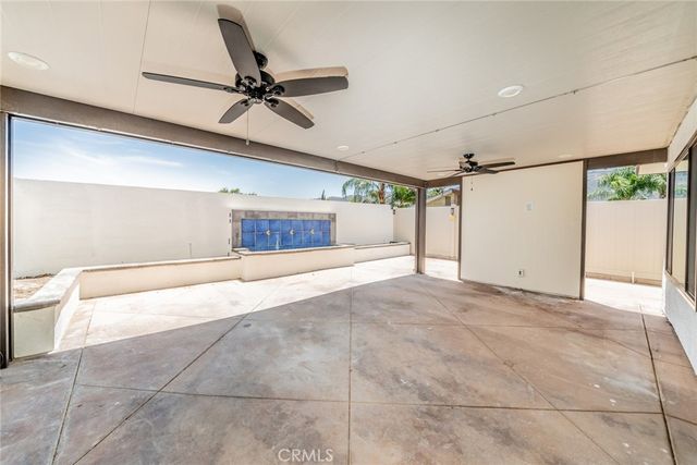 1122 Monroe, Lake Elsinore, CA 92530