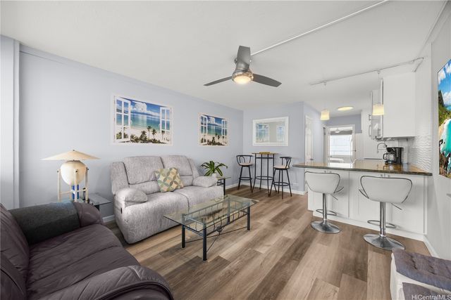 1720 Ala Moana Boulevard 1205A, Honolulu, HI 96815