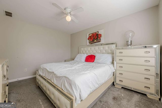 890 Sapphire Lane, Sugar Hill, GA 30518