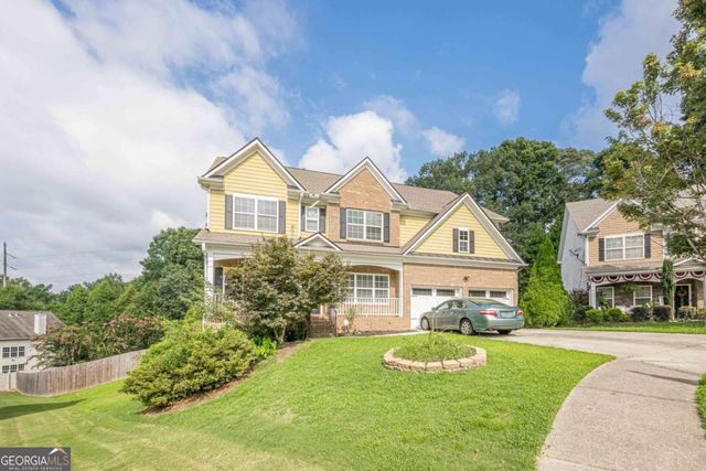 890 Sapphire Lane, Sugar Hill, GA 30518