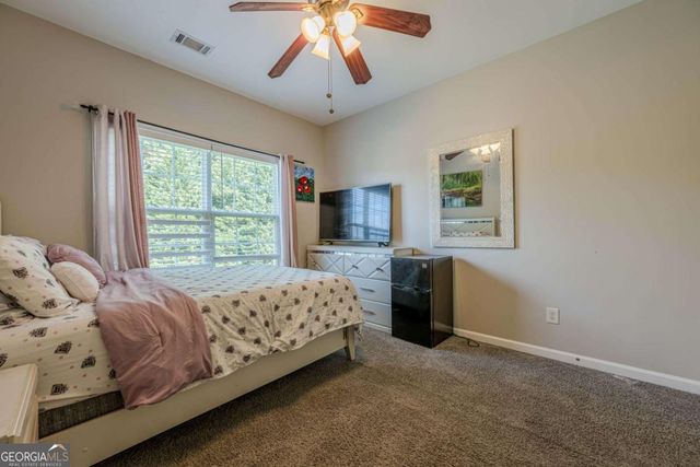 890 Sapphire Lane, Sugar Hill, GA 30518