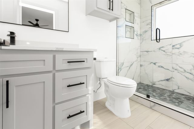 1101 Poindexter Street A2, Fort Worth, TX 76102