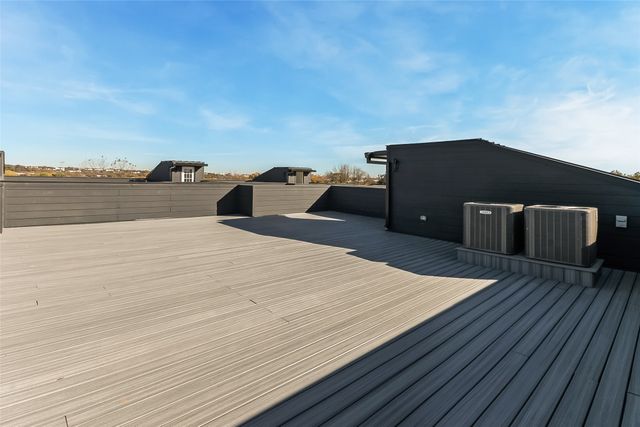 1101 Poindexter Street A2, Fort Worth, TX 76102