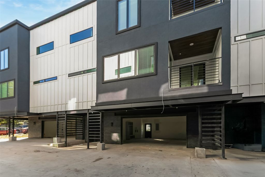 1101 Poindexter Street A2, Fort Worth, TX 76102