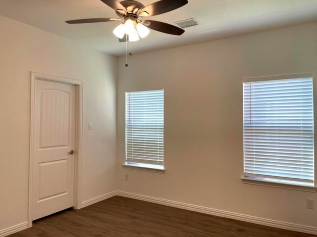 114 Providence Avenue, Farmersville, TX 75442