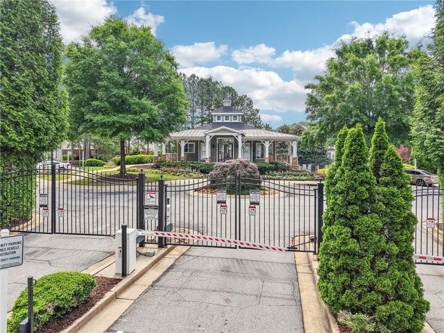 3505 Chattahoochee Summit SE Lane 25, Atlanta, GA 30339