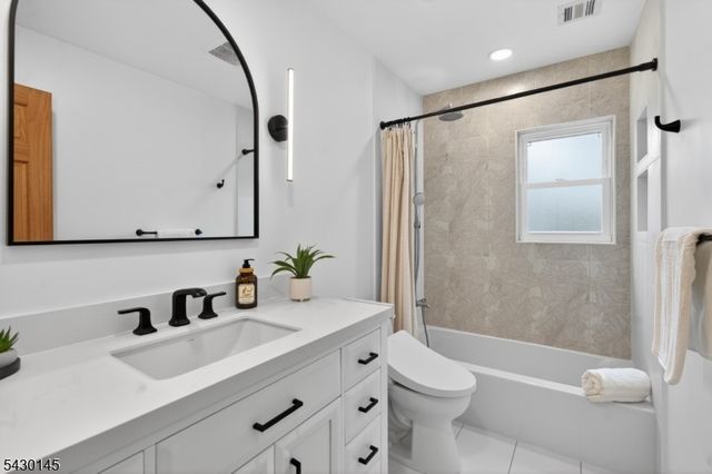 32 Bergen Rd, New Providence Boro, NJ 07974