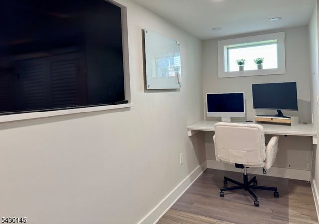 32 Bergen Rd, New Providence Boro, NJ 07974