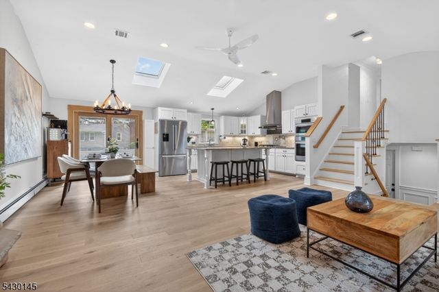 32 Bergen Rd, New Providence Boro, NJ 07974