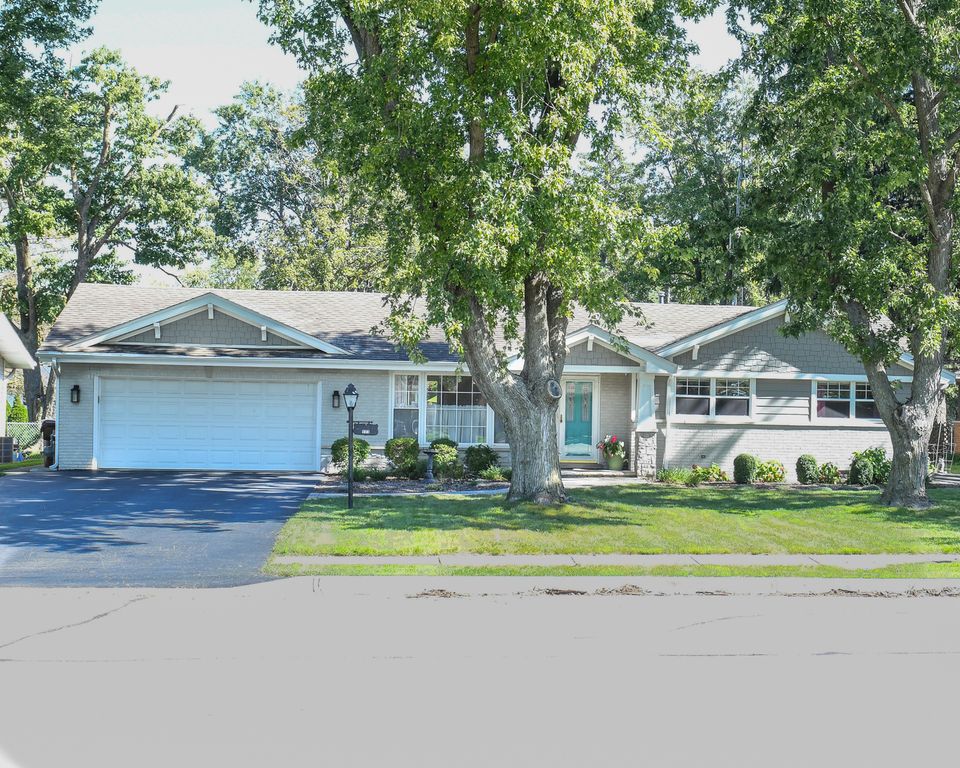 133 Linden Drive, Frankfort, IL 60423 — photo 2