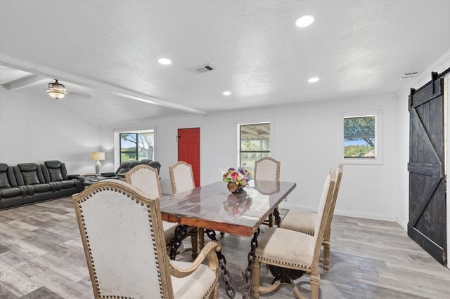 1118 Private Road 425, Whitewright, TX 75491