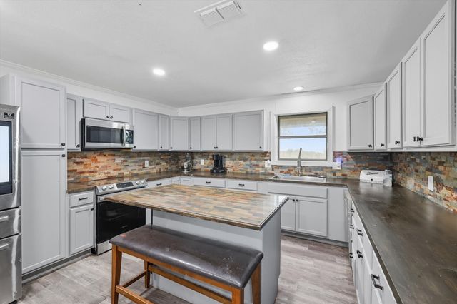 1118 Private Road 425, Whitewright, TX 75491