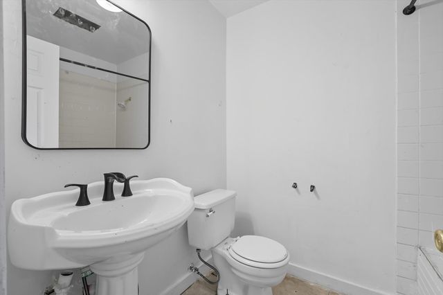 1118 Private Road 425, Whitewright, TX 75491