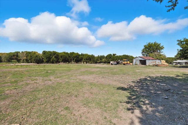 1118 Private Road 425, Whitewright, TX 75491