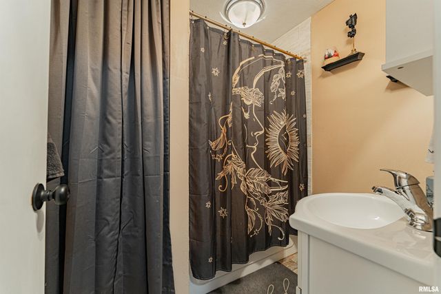 1717 E Keys Avenue, Springfield, IL 62702