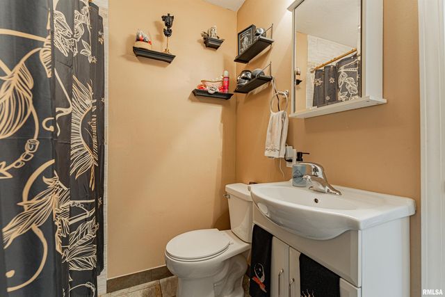 1717 E Keys Avenue, Springfield, IL 62702