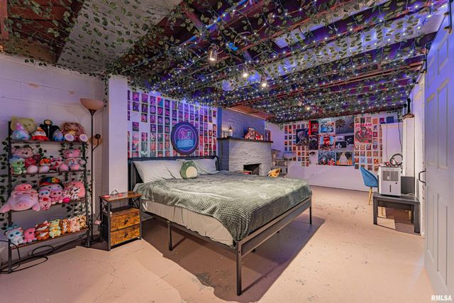 1717 E Keys Avenue, Springfield, IL 62702