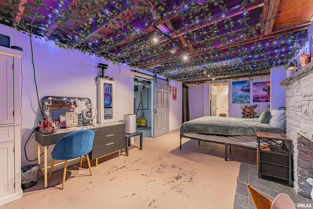 1717 E Keys Avenue, Springfield, IL 62702