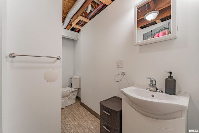 1717 E Keys Avenue, Springfield, IL 62702