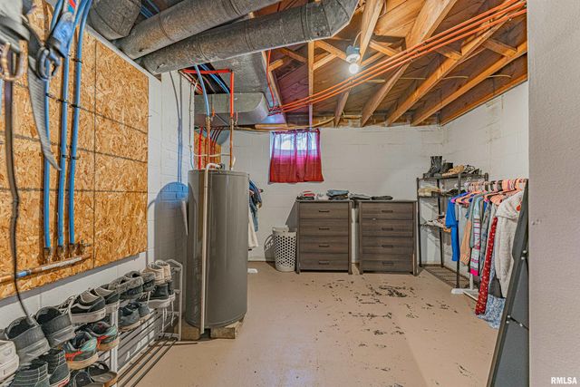 1717 E Keys Avenue, Springfield, IL 62702