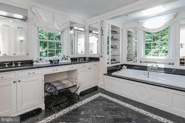 438 WENDOVER DR, Princeton, NJ 08540