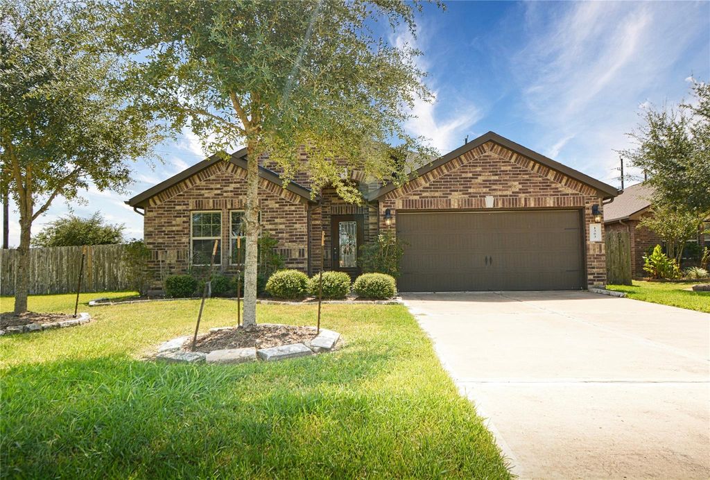1303 Keaton Court, Rosenberg, TX 77469