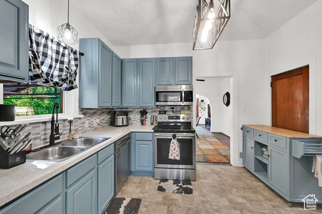 1024 S OAK ST, Ogden, UT 84401