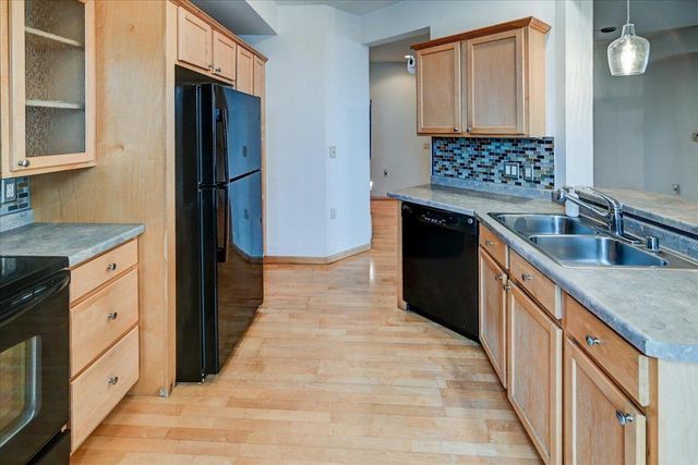 8280 Starr Grass Drive, Madison, WI 53719