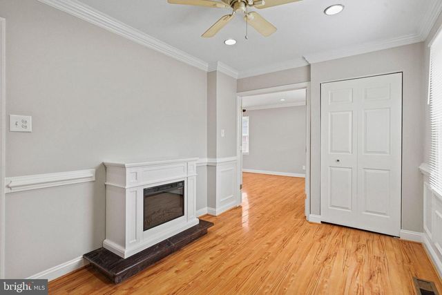 8251 CLIFTON FARM CT, Alexandria, VA 22306
