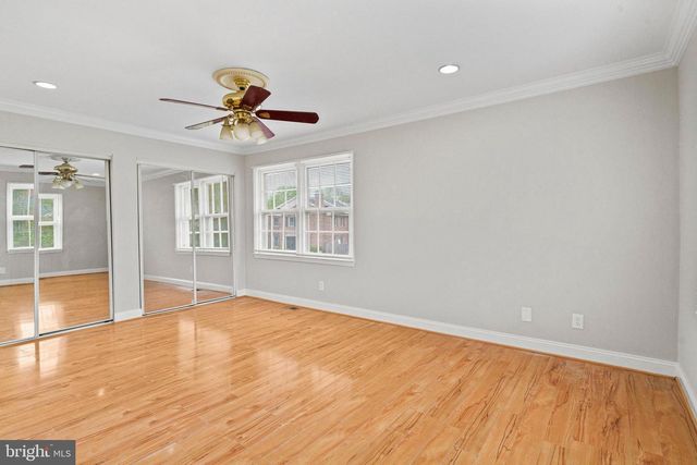 8251 CLIFTON FARM CT, Alexandria, VA 22306
