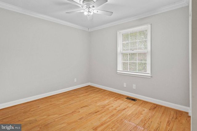 8251 CLIFTON FARM CT, Alexandria, VA 22306